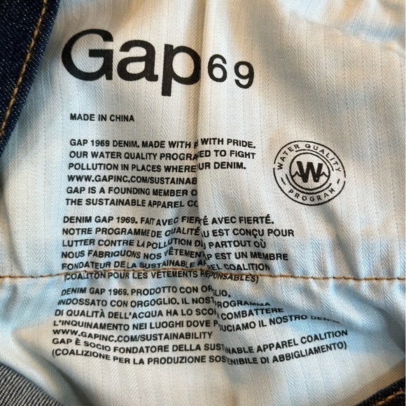 2 for $26 Gap Blue Denim Skirt Size 30 - Picture 5 of 6